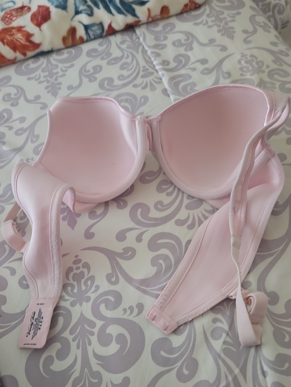 Vanity FAIR pink Underwire Bra W Adjustable Straps 2 Hook Hooks Pretty Color 38B - Picture 2 of 8